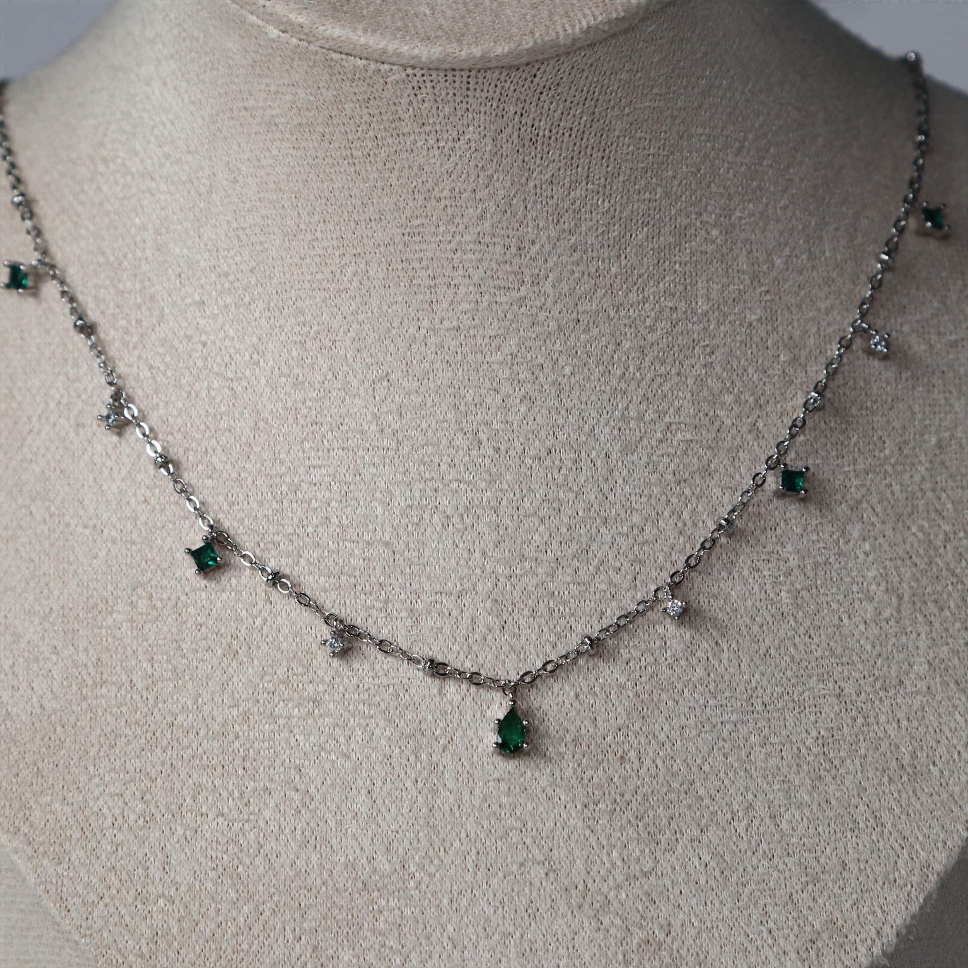 Green Elegance - Abby Jewels